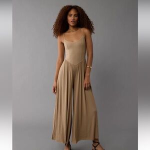 AE soft & sexy jumpsuit tan